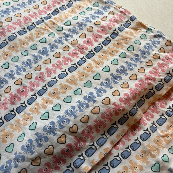 Roller Rabbit “Maine Squeeze” lobster, whale, heart pattern - Picture 4 of 5